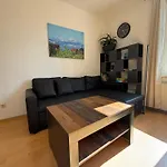 Lindau Base *